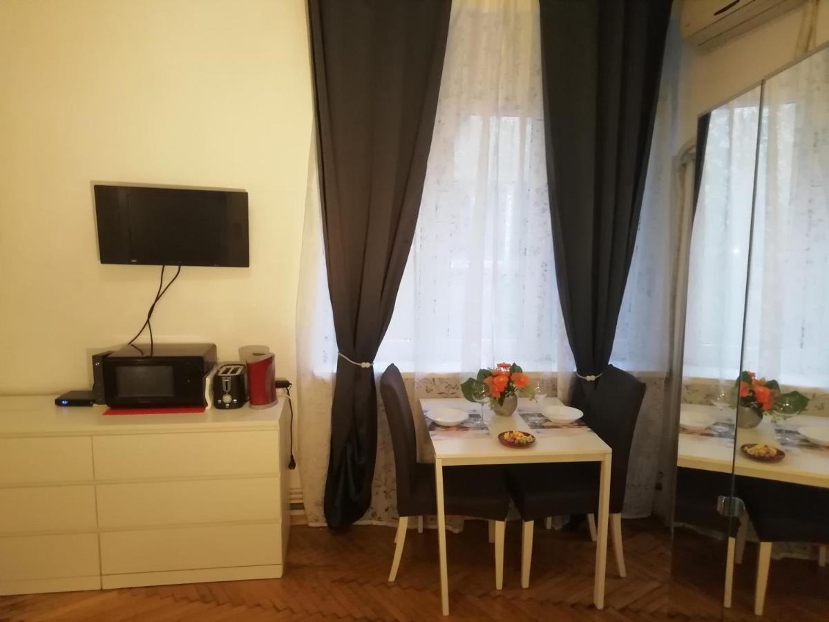 Studio Ultracentral Universitatea Bukarest Kültér fotó